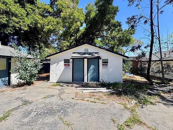 2nd image of 467 S Buena Vista Ave APT 15