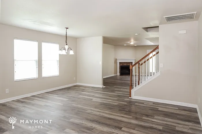 203 Whitestone Dr NE — Photo 6