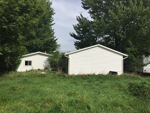 2nd image of 254 Ionia St