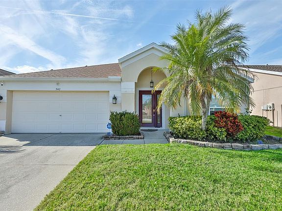 2nd image of 942 Ridge Haven Dr