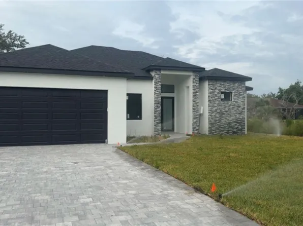 3811 37th St SW, Lehigh Acres, FL 33976