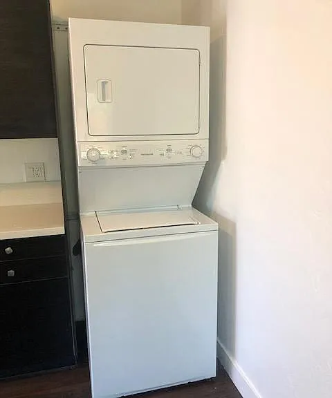 HE Washer & Dryer