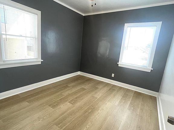 3rd image of 530 N Daisy Ave #1/2