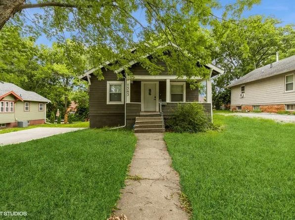 1545 30th St, Des Moines, IA 50311