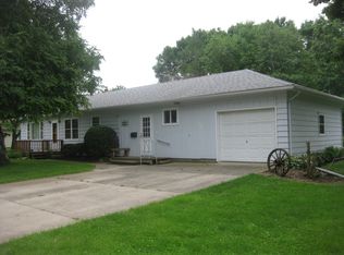 3004 5th St, Emmetsburg, IA 50536