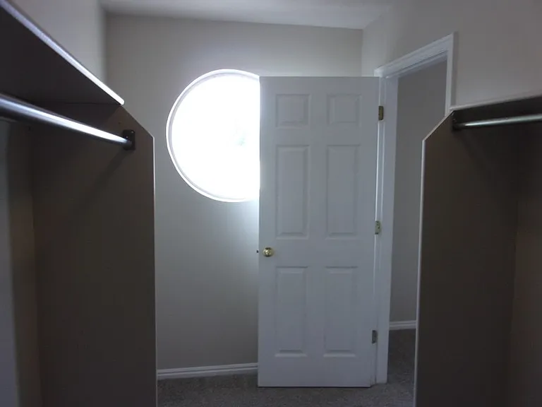 1863 Twilight Ln — Photo 22