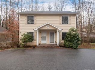 3 Rosemary Rd, Asheville, NC 28806