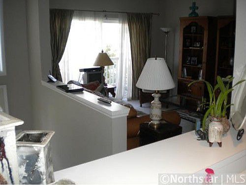 5th image of 2403 Eagle Trace Ln