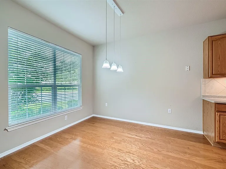 120 Muir Ct — Photo 10