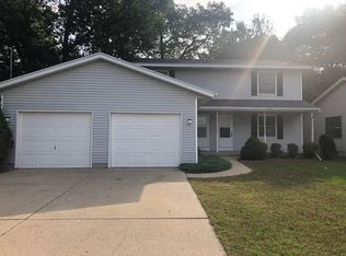 25 Aniline Ave N, Holland, MI 49424