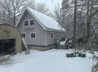 126 Cedar Dr, Long Pond, PA