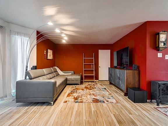 2nd image of 600 Liddon Ave Unit 1-78