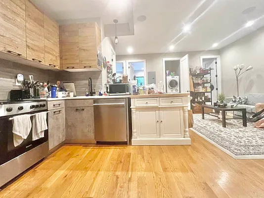 Rented by Doorway NYC, LLC | media 21