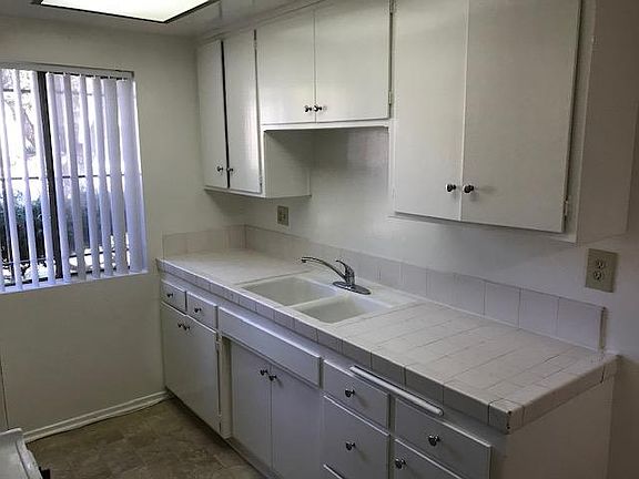 2nd image of 1222 E Orange Grove Blvd APT 3