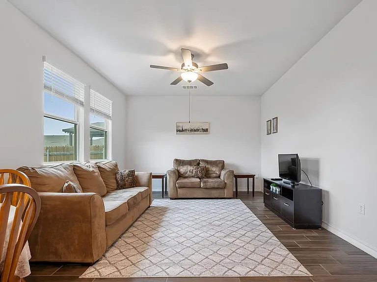 6605 Folsom Ave — Photo 8