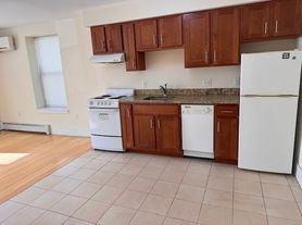507 Pleasant St