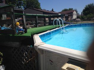 15326 Burr St, Taylor, MI 48180