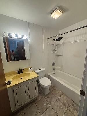 3rd image of 440 North Ave APT 282