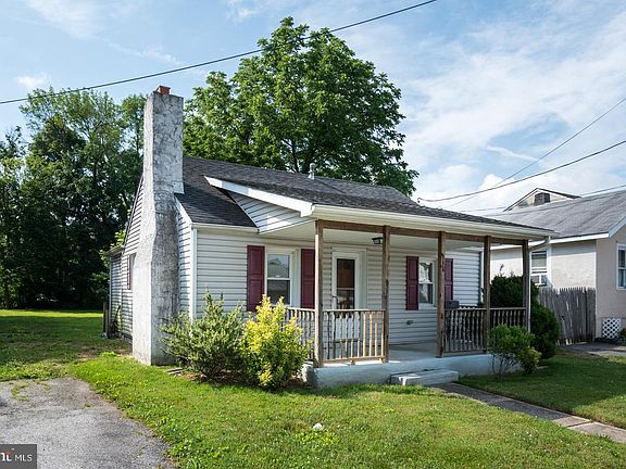 3rd image of 116 Lloyd St