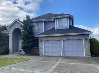 5212 Ridge Dr NE, Tacoma, WA 98422