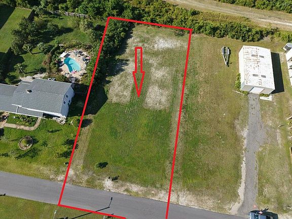 3rd image of 1 Bailey Ln