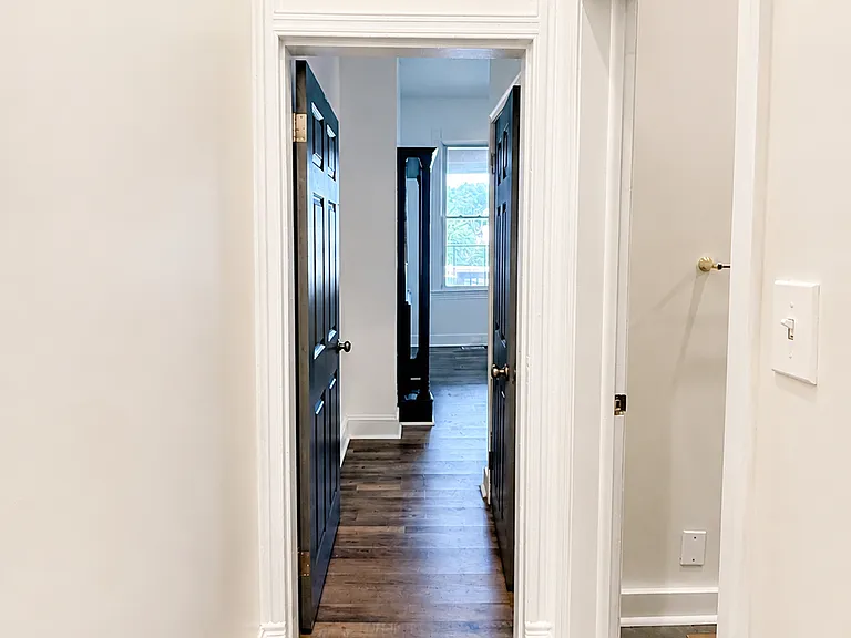 2125 Bolton St #1 — Photo 13