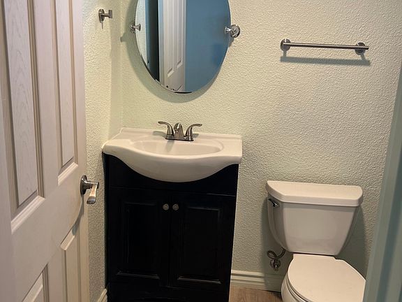 3rd image of 32830 Greenwood Dr