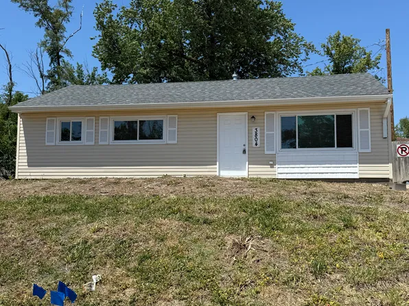 3804 Valley St, Omaha, NE 68105