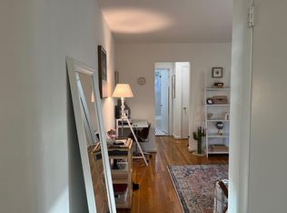 4582 Macarthur Blvd NW #202, Washington, DC 20007