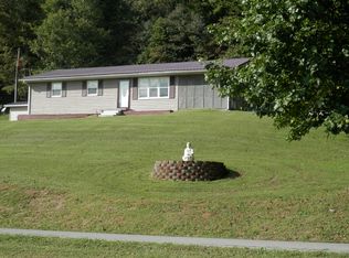 8906 Middle Wallens Creek Rd, Jonesville, VA 24263