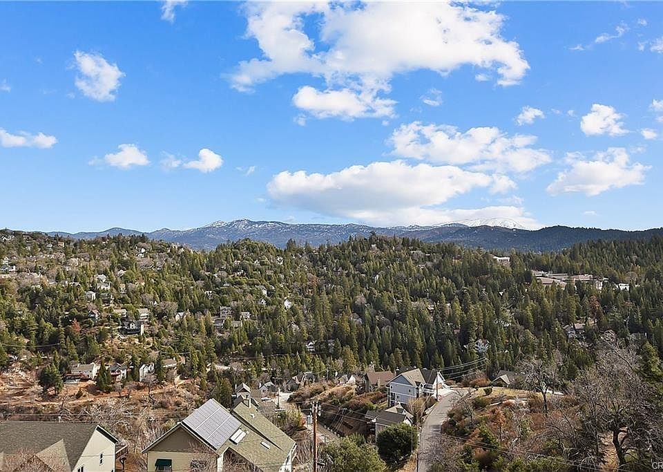 1st image of 26635 Amador Ln