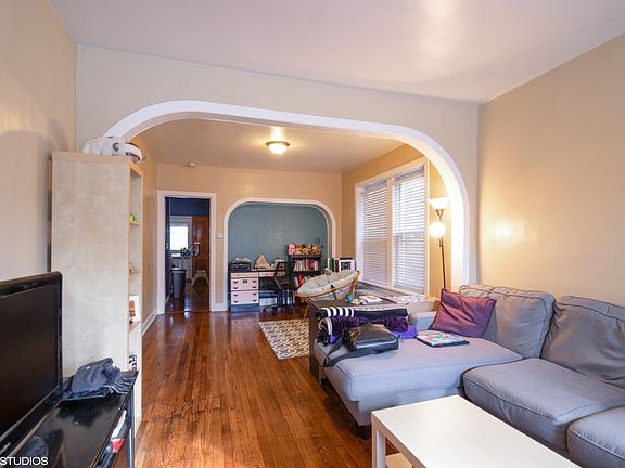 5th image of 3411 N Monticello Ave