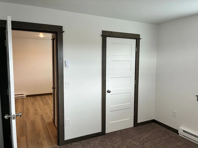 1144 Abigail Ln — Photo 15