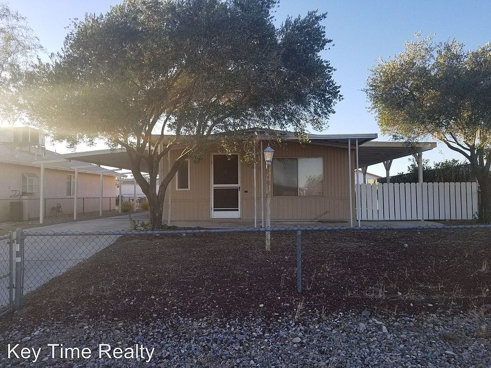 1st image of 860 Glen Dr