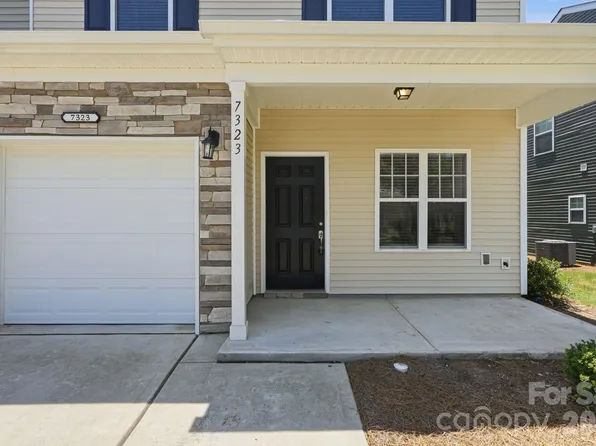 7323 Jane Parks Way, Charlotte, NC 28217