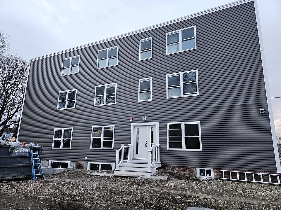 32 Irving St #1