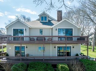 30 Ships Way #30, Buzzards Bay, MA 02532