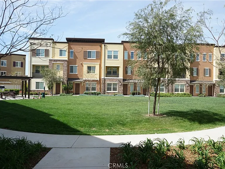18 Larry Beard Dr #18 — Photo 7