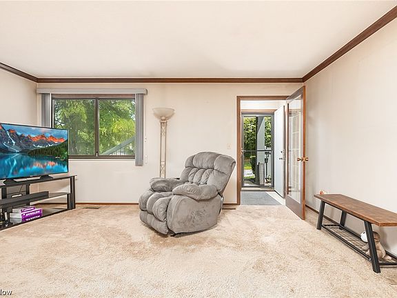 3rd image of 7022 Bristlewood Dr W