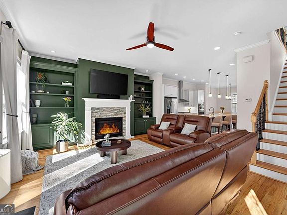 2nd image of 4387 Strand Dr