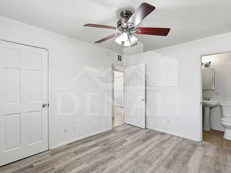 3801 N 4th Ave — Photo 15