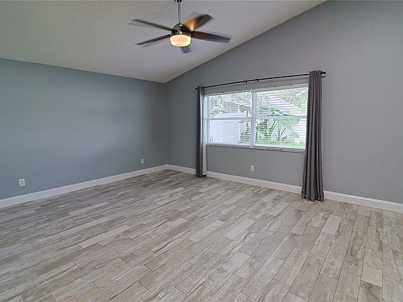 2nd image of 528 ROYAL TREE LANE