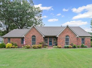 9095 Willow Branch Dr, Olive Branch, MS 38654
