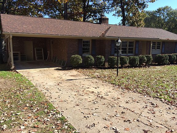 2nd image of 117 Avon Dr
