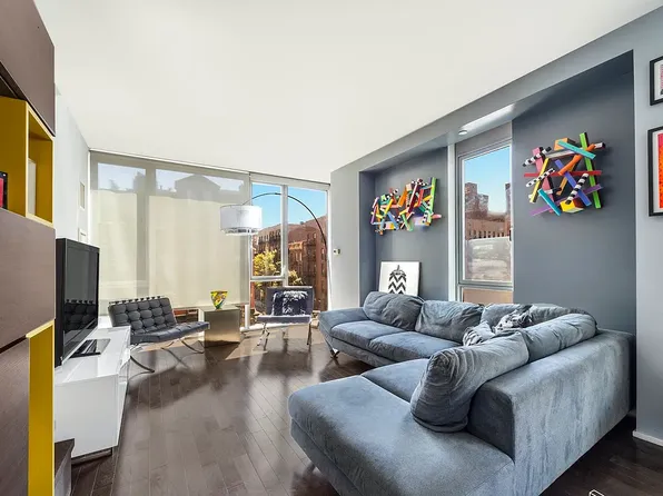 110 3rd Ave APT 4d, New York, NY 10003