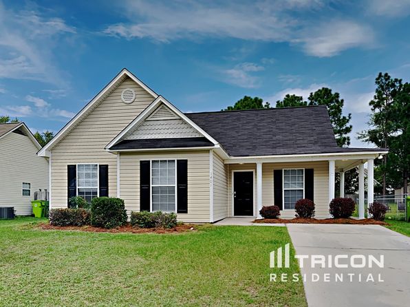 1401 May Oak Cir