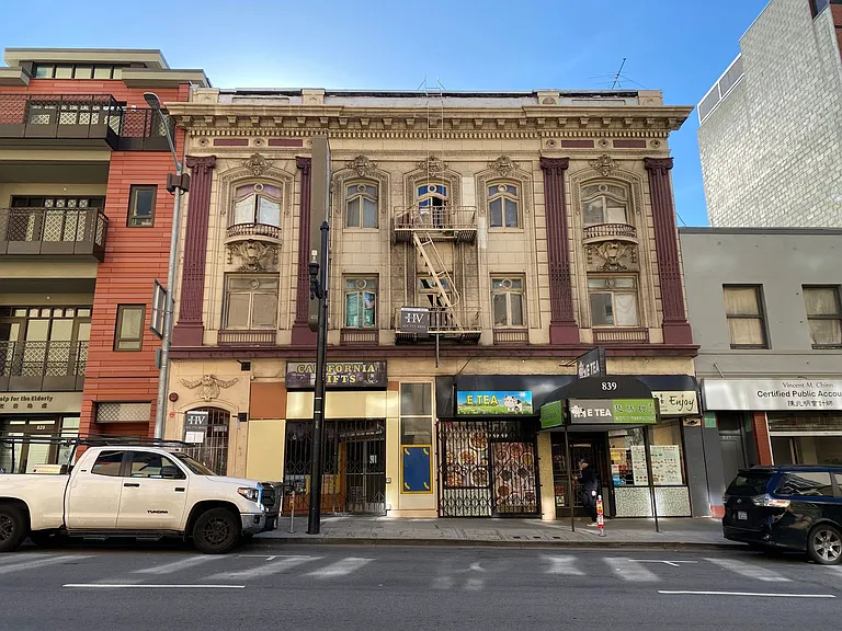 833 Kearny St #31 — Photo 11
