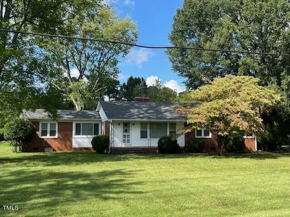 2223 W Front St, Burlington, NC 27215