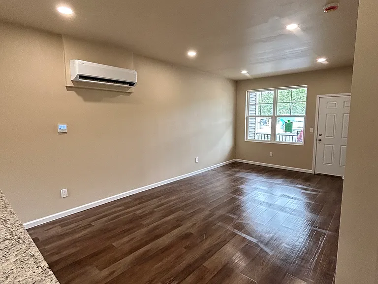 4209 Menga Dr #1A — Photo 5