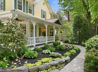 10204 Yellow Pine Dr, Vienna, VA 22182